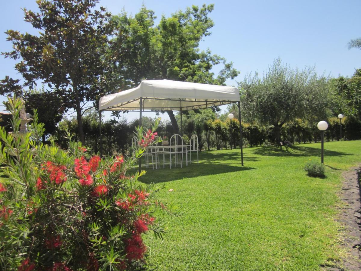 B&B Boutique Di Charme "Etna-Relax-Natura" 제프라나에트니아 외부 사진