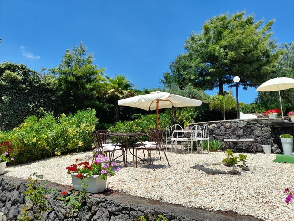 B&B Boutique Di Charme "Etna-Relax-Natura" 제프라나에트니아 외부 사진