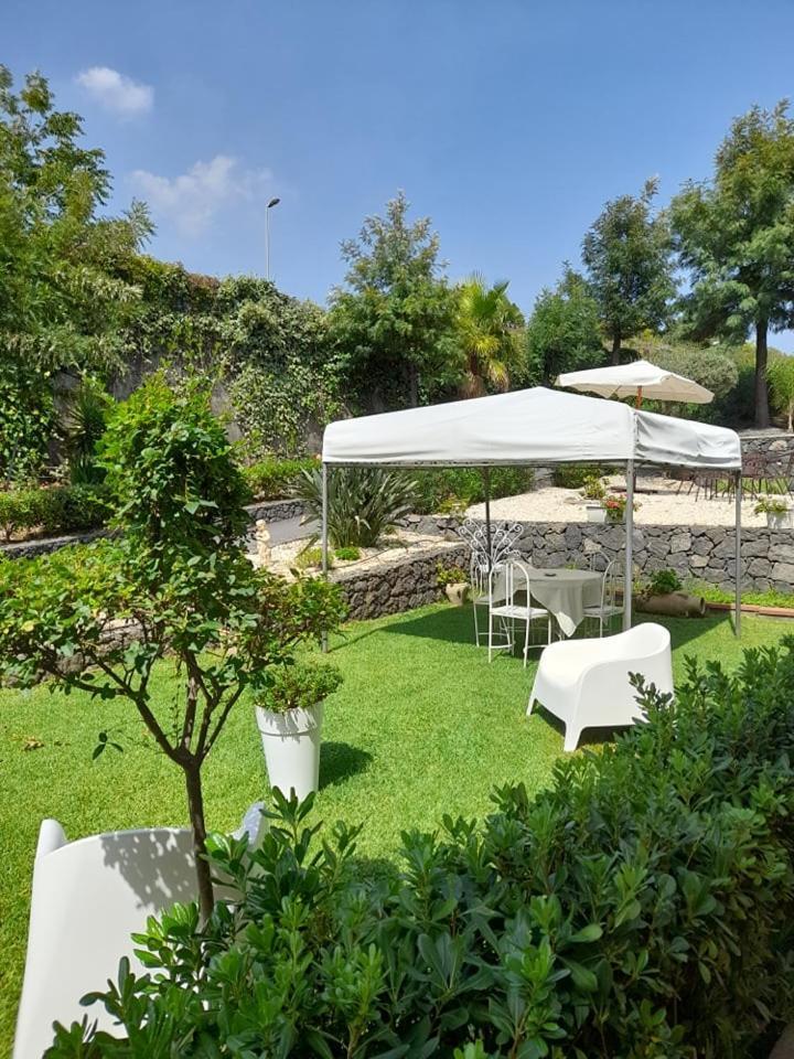 B&B Boutique Di Charme "Etna-Relax-Natura" 제프라나에트니아 외부 사진