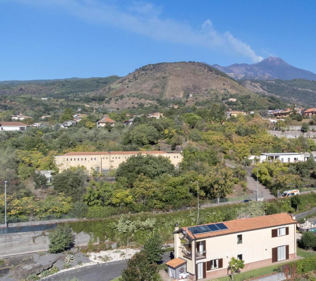B&B Boutique Di Charme "Etna-Relax-Natura" 제프라나에트니아 외부 사진
