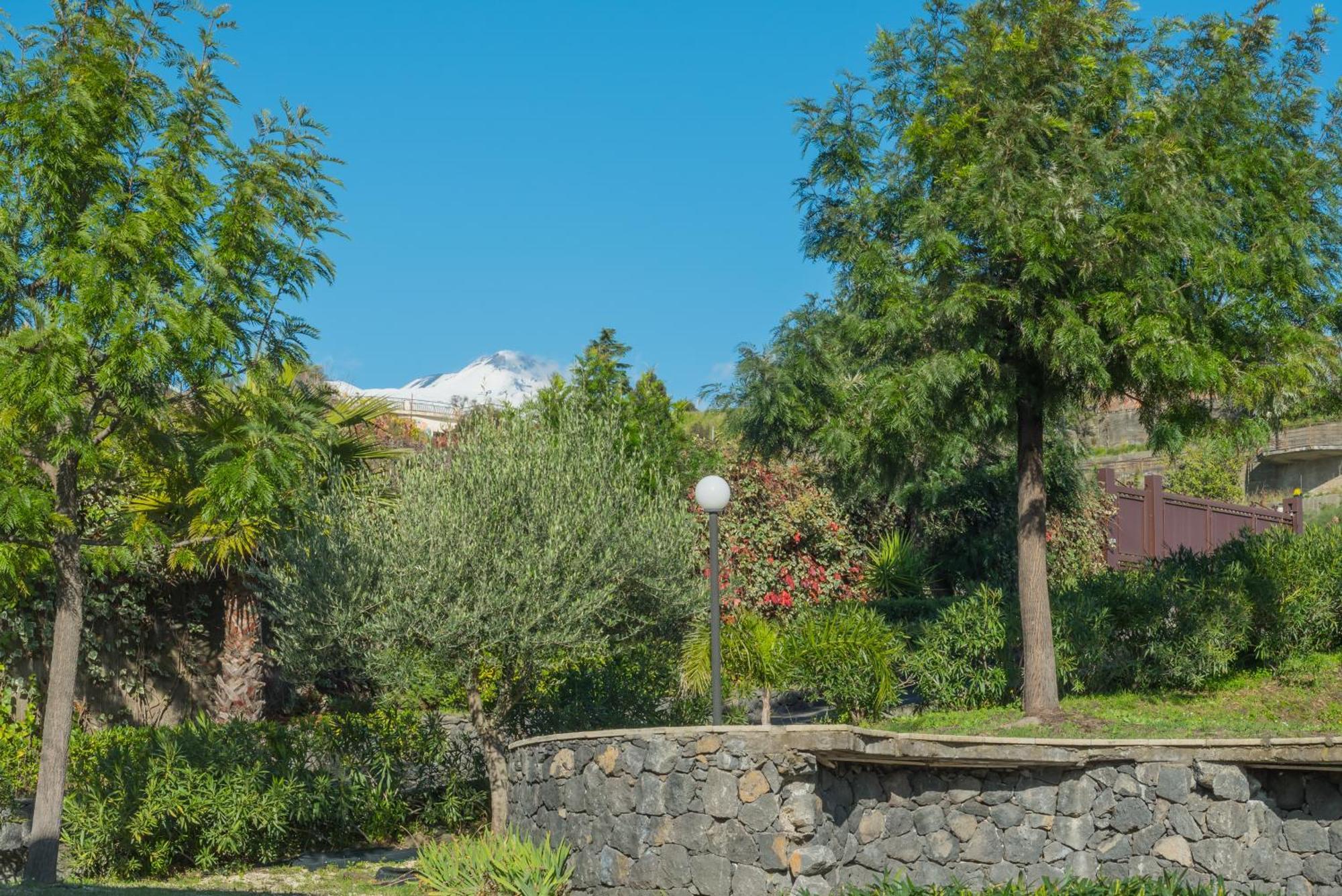 B&B Boutique Di Charme "Etna-Relax-Natura" 제프라나에트니아 외부 사진